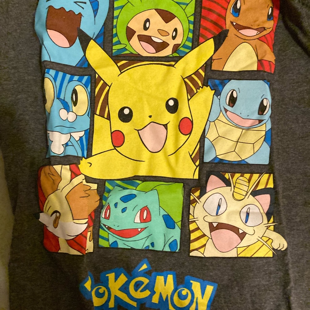 Children’s Pokémon Shirt; Medium